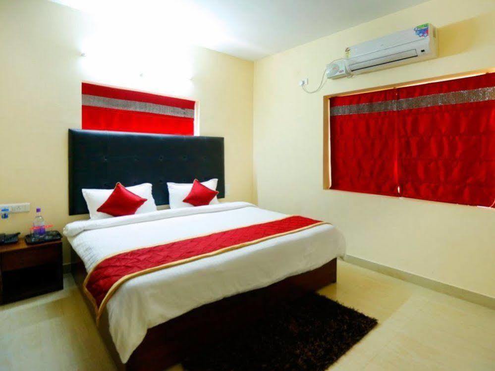 Namo Suites Hyderabad Exterior foto