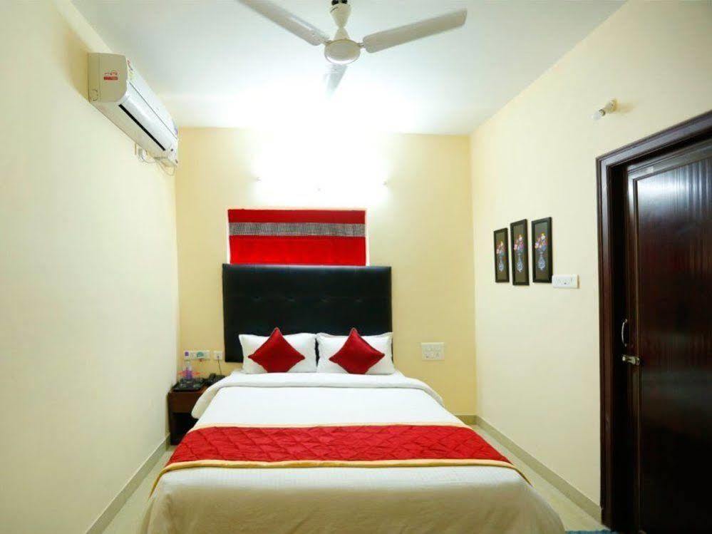 Namo Suites Hyderabad Exterior foto